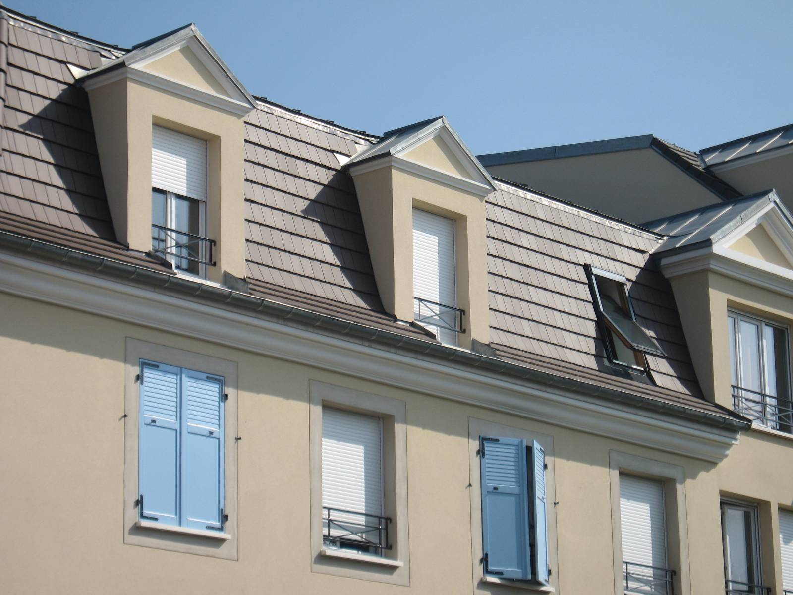 Ou trouver des volets battants en aluminium sur mesure à Belley