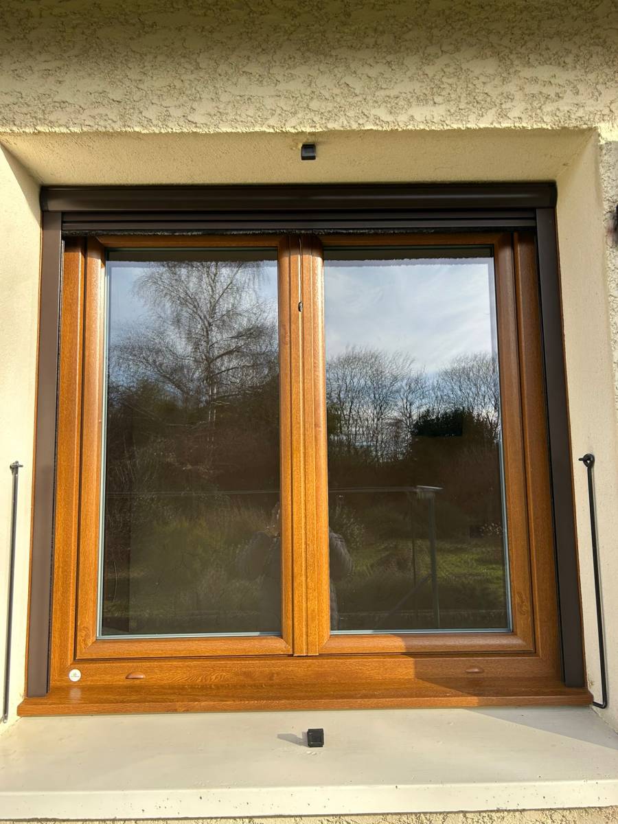 Pose de fenêtre PVC imitation bois près de Bourgoin Jallieu