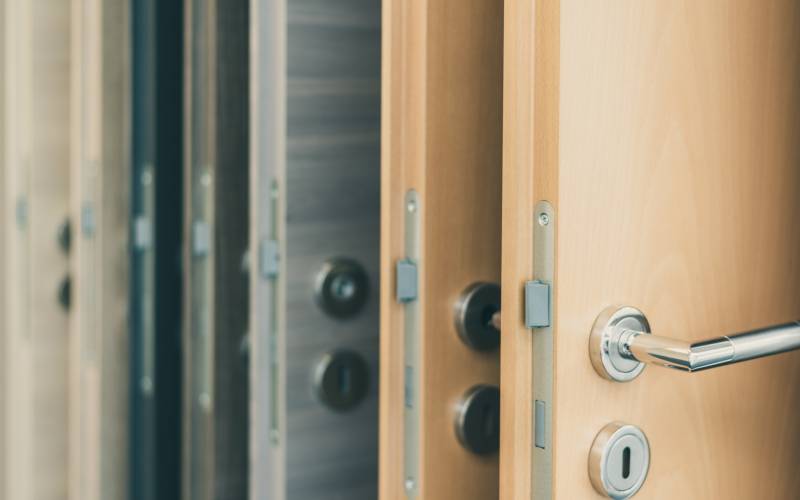 Acheter des portes d'intérieurs en bois à Chambéry