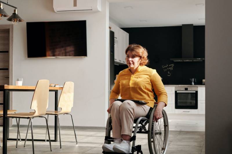 Spécialiste de la porte d’entrée électrique pour handicapé en Isère (38)