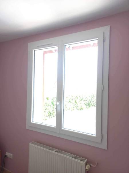 Pose de fenêtre PVC blanc à Domessin dans le 73