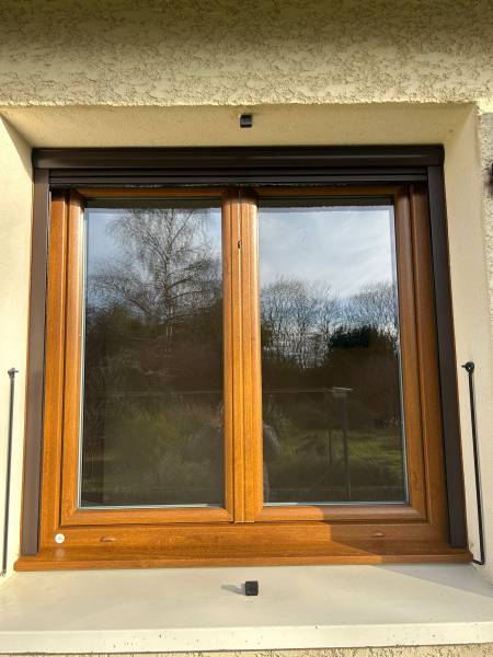 Pose de fenêtre PVC imitation bois près de Bourgoin Jallieu