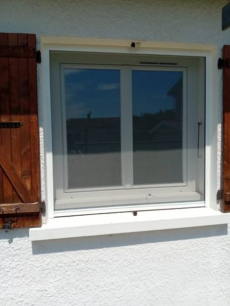 Installateur de moustiquaire de fenetre vers Bourgoin Jallieu