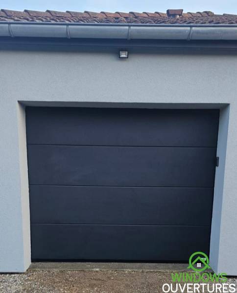pose porte de garage motorisée connectée via box domotique à Belley 01300