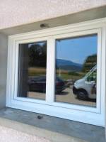 Pose de fenêtres PVC double vitrage en Savoie