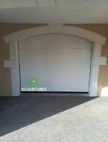 Pose de porte de garage sectionnelle électrique vers Bourgoin Jallieu